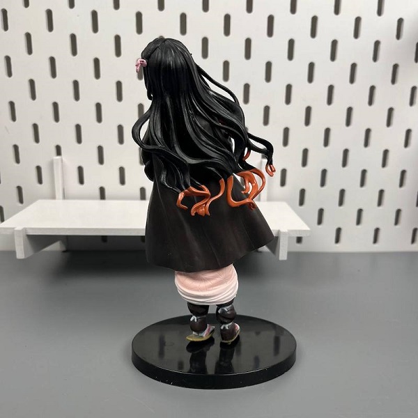 فیگور انیمه شیطان کش طرح نزوکو کامادو Nezuko Kamado demon slayer
